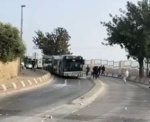 القدس: إلقاء حجارة على حافلات في البلدة القديمة 